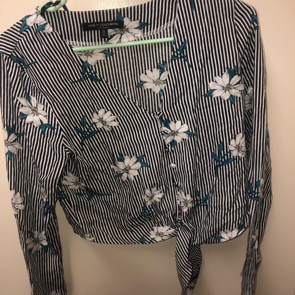 Blouse - Picture 1 of 1